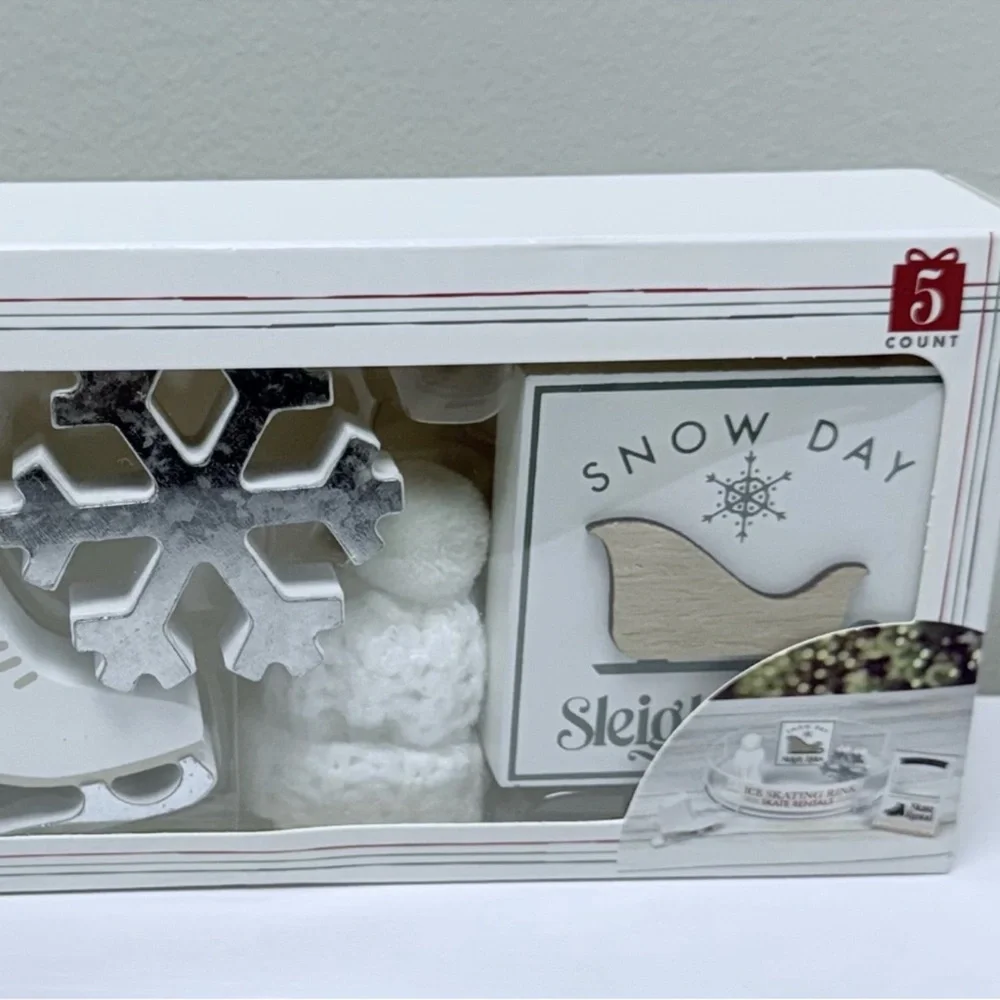 3 for $15 SALE Target Bullseye Playground Ice Skating Rink Prop Set Mini Set